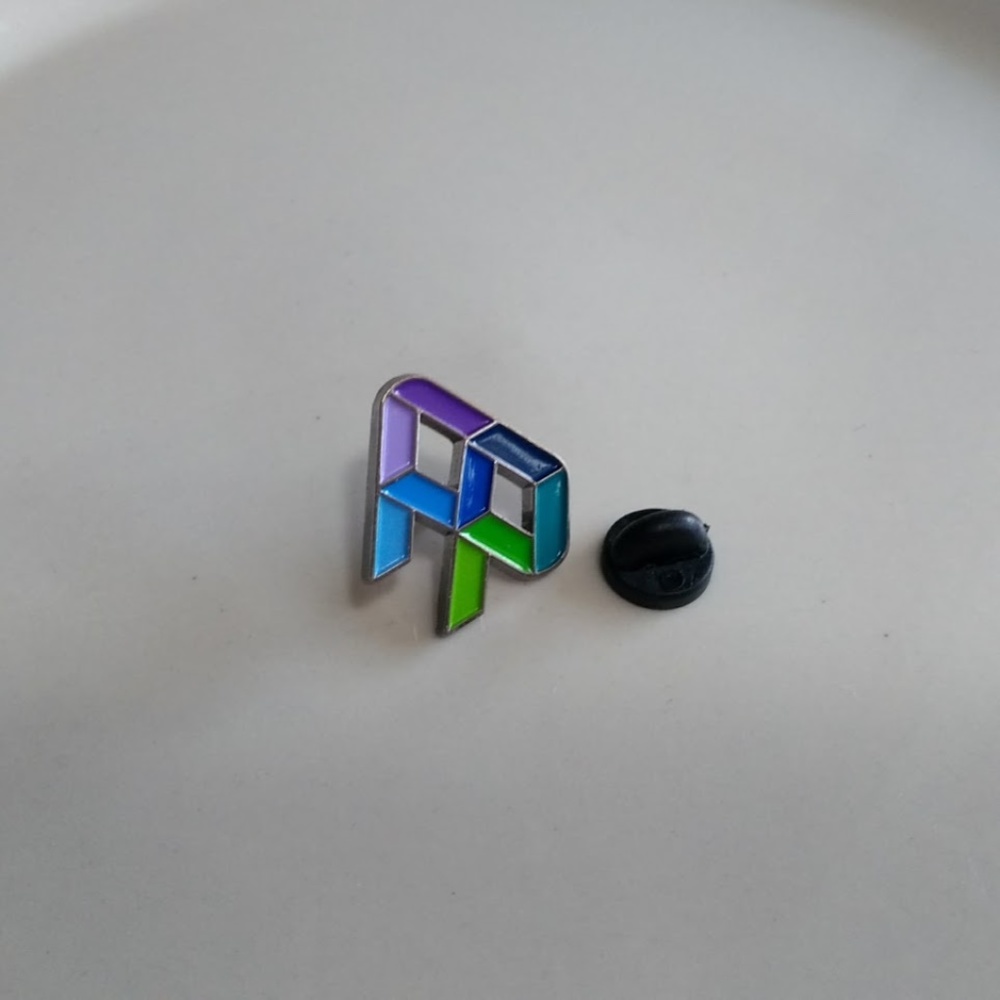 American Mobile Nurses AMN Healthcare Brooch Pin